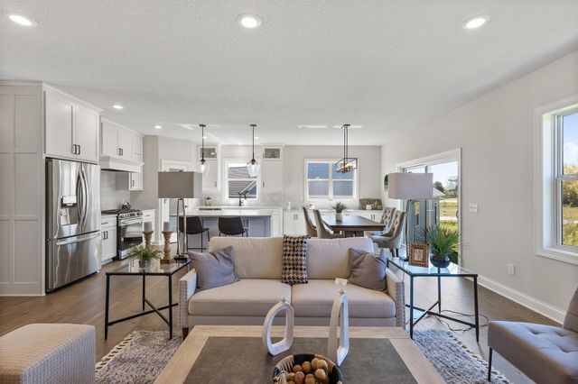 20105 Glenbrook Path, Lakeville, MN 55044