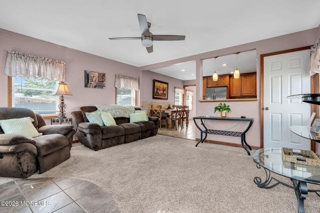 1 Krueger Place, Middletown, NJ 07748