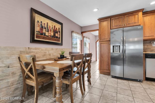1 Krueger Place, Middletown, NJ 07748