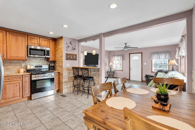 1 Krueger Place, Middletown, NJ 07748