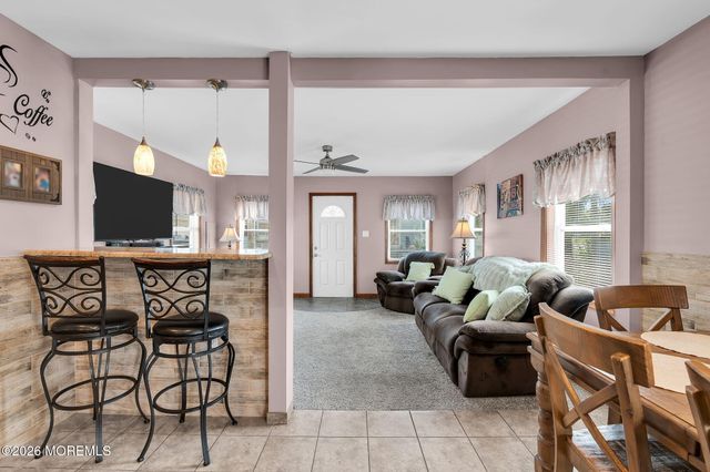 1 Krueger Place, Middletown, NJ 07748