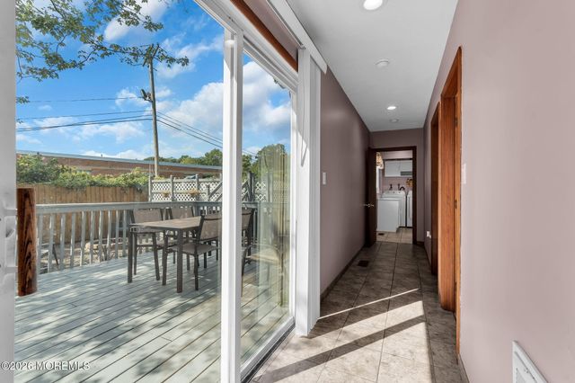 1 Krueger Place, Middletown, NJ 07748