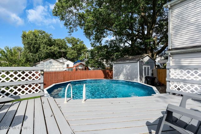 1 Krueger Place, Middletown, NJ 07748