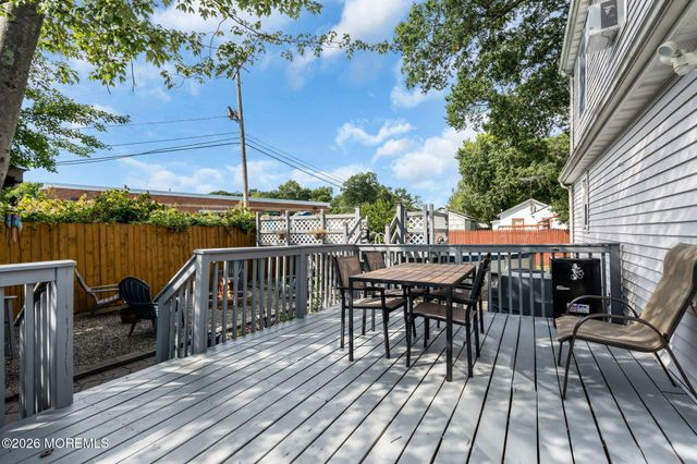 1 Krueger Place, Middletown, NJ 07748