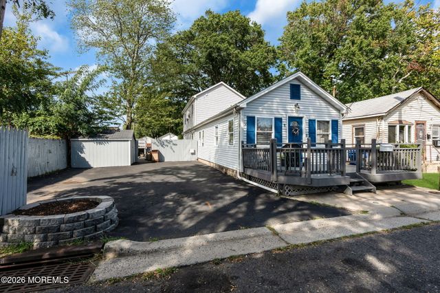 1 Krueger Place, Middletown, NJ 07748