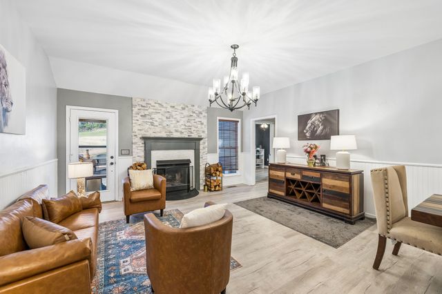 1245 Cliff Amos Rd, Spring Hill, TN 37174