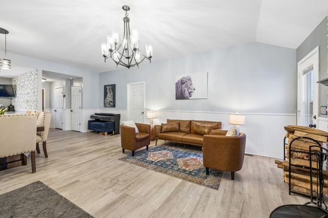 1245 Cliff Amos Rd, Spring Hill, TN 37174