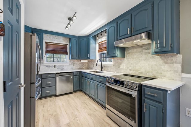 1245 Cliff Amos Rd, Spring Hill, TN 37174