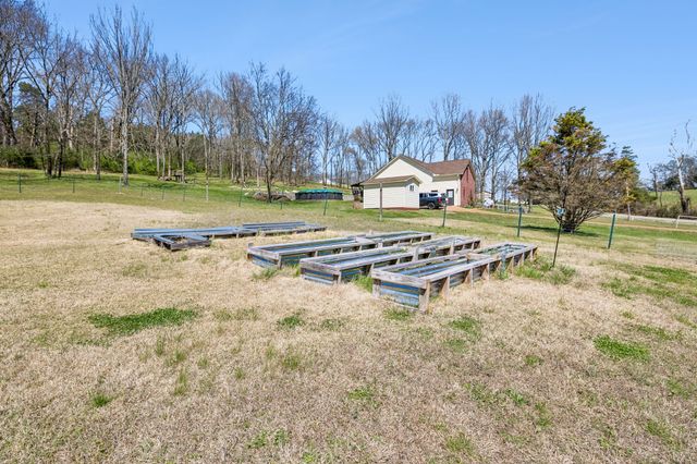 1245 Cliff Amos Rd, Spring Hill, TN 37174