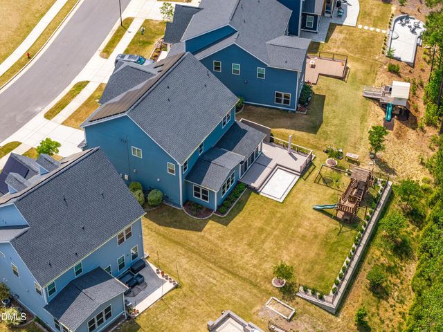 1925 Custom Lane, Apex, NC 27502