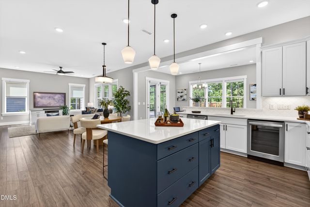 1925 Custom Lane, Apex, NC 27502