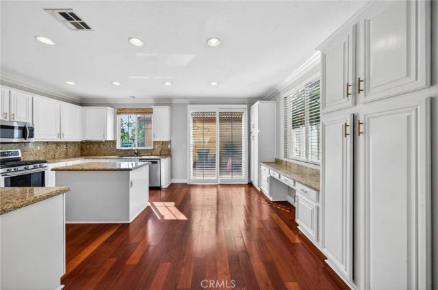 43487 Paisano Court, Temecula, CA 92592