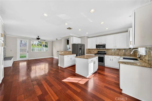 43487 Paisano Court, Temecula, CA 92592