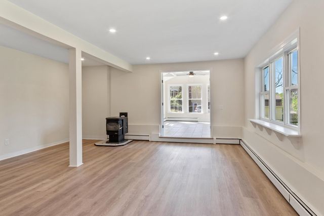 92 Bridge Street, Salem, NH 03079