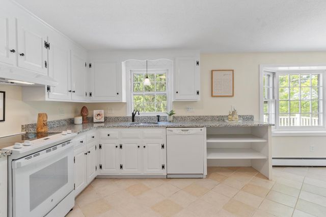 92 Bridge Street, Salem, NH 03079