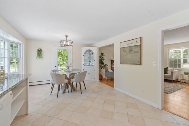 92 Bridge Street, Salem, NH 03079