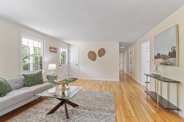 92 Bridge Street, Salem, NH 03079