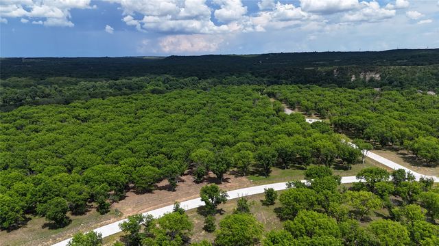 200 Poco Bueno Court, Granbury, TX 76049