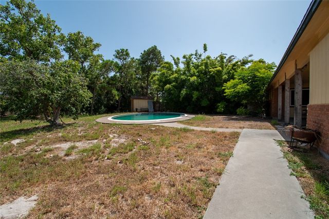 488 Caribbean Dr, Corpus Christi, TX 78418
