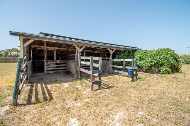 488 Caribbean Dr, Corpus Christi, TX 78418