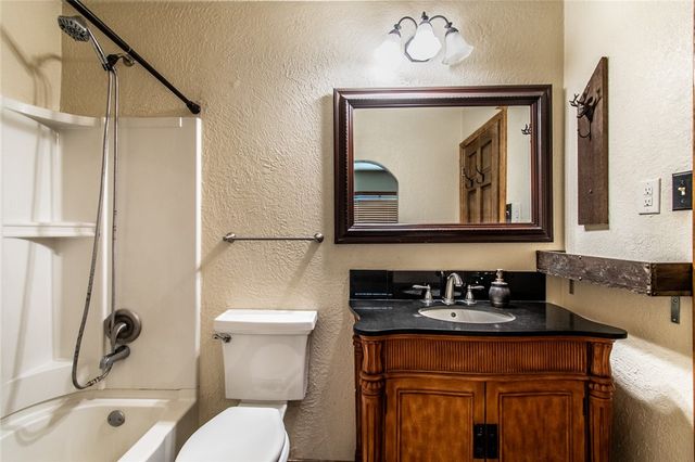 488 Caribbean Dr, Corpus Christi, TX 78418