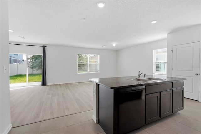 32745 PEZ LANDING LANE, Wesley Chapel, FL 33543