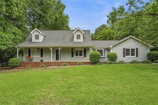 2134 E Cherokee Drive, Woodstock, GA 30188