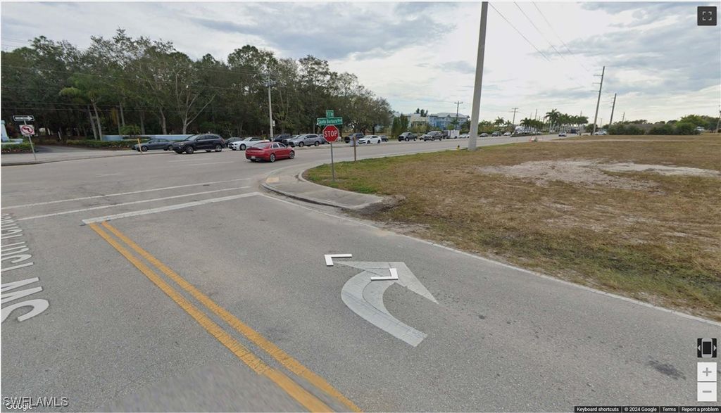 1332 Santa Barbara BLVD, Cape Coral, FL 33991
