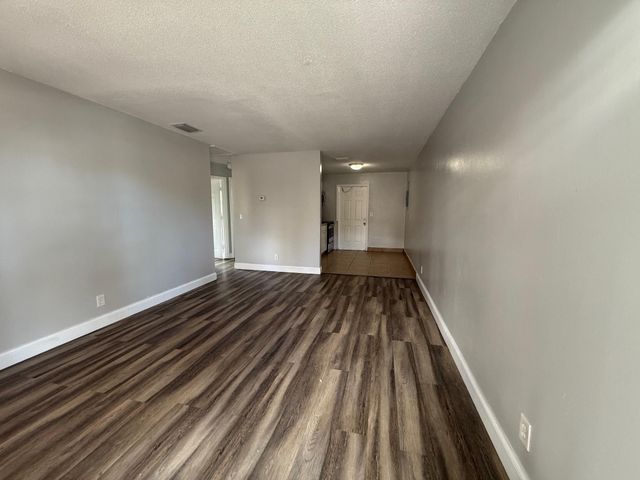 2003 A Isaacs Avenue, West Palm Beach, FL 33407