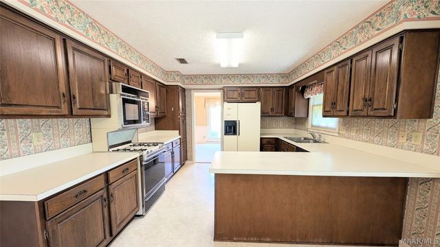 2336 Sagewood Drive, Montgomery, AL 36117