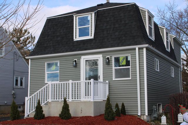 12744 W Peck PLACE, Butler, WI 53007