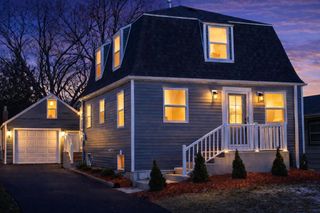 12744 W Peck PLACE, Butler, WI 53007