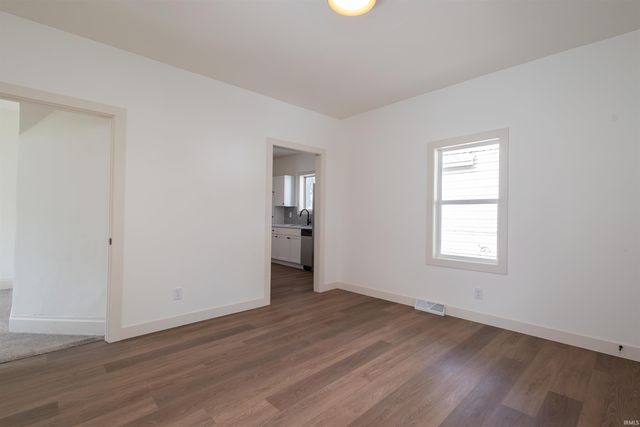 519 S Grant Street, South Bend, IN 46619