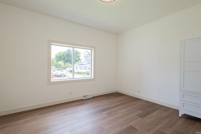 519 S Grant Street, South Bend, IN 46619