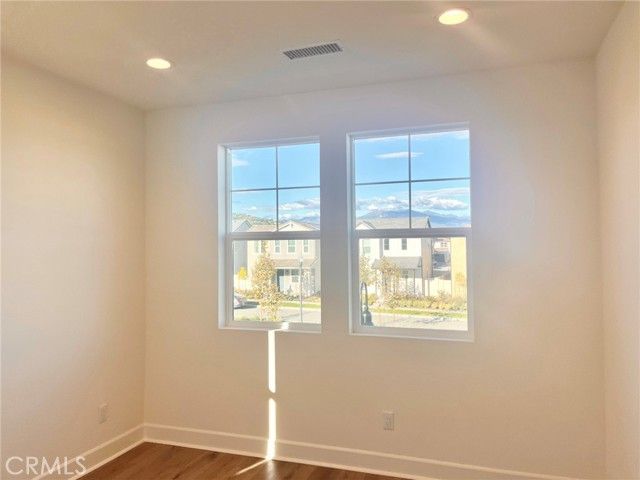 337 S Nevada Avenue, Ventura, CA 93004