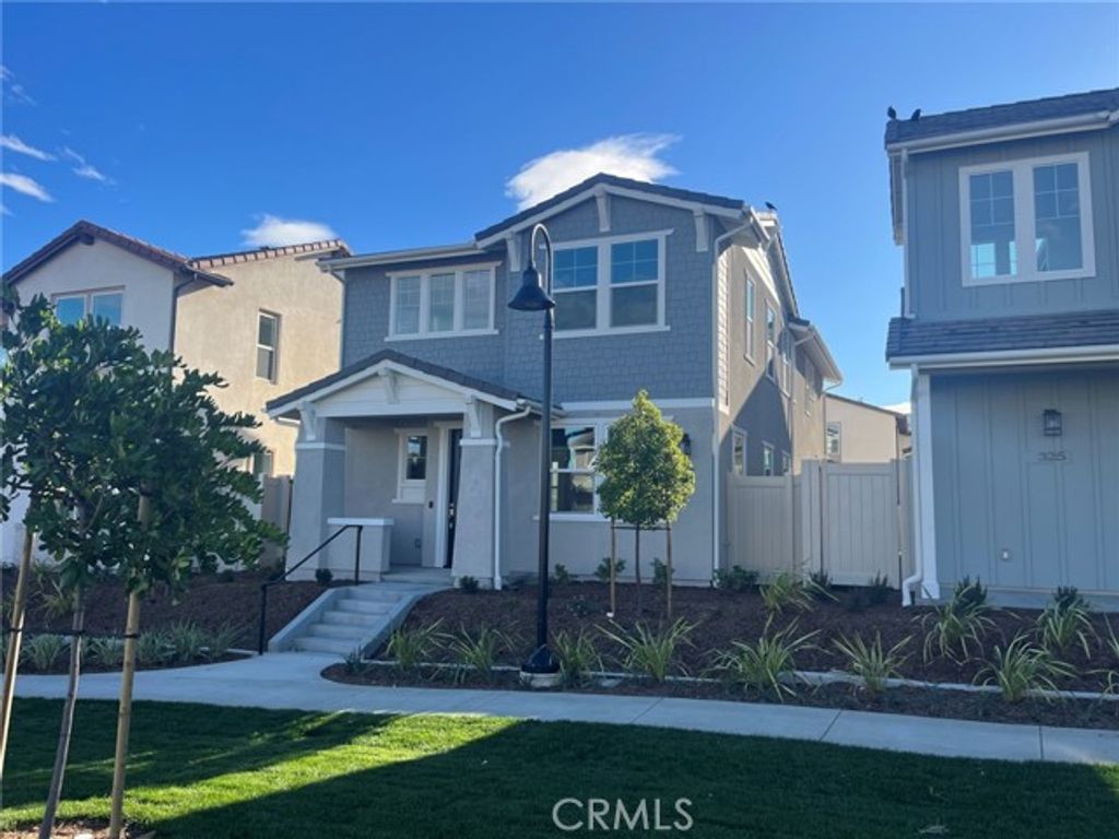 337 S Nevada Avenue, Ventura, CA 93004