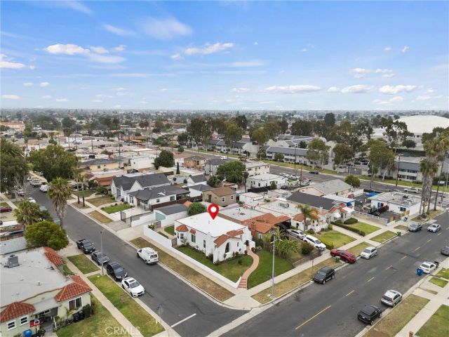 1425 W 79th, Los Angeles, CA 90047