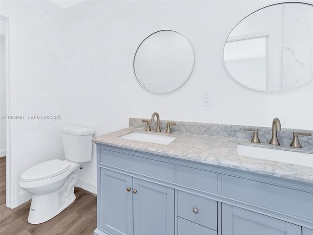 1520 NE 14th Ter ., Fort Lauderdale, FL 33304