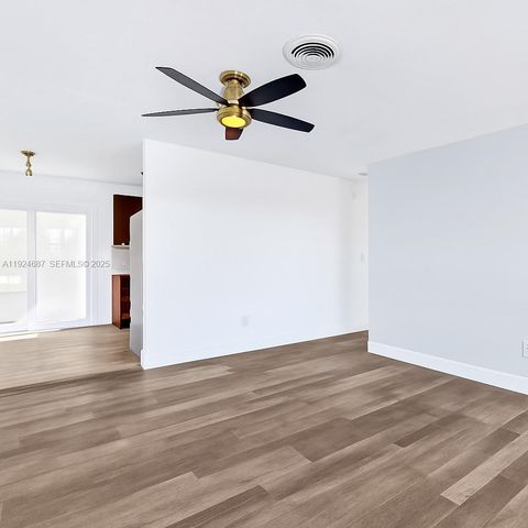 1520 NE 14th Ter ., Fort Lauderdale, FL 33304