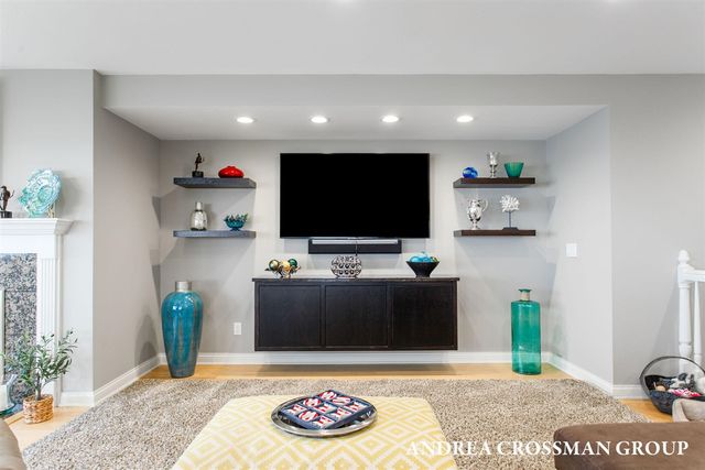 735 Spyglass Hill, Holland, MI 49424