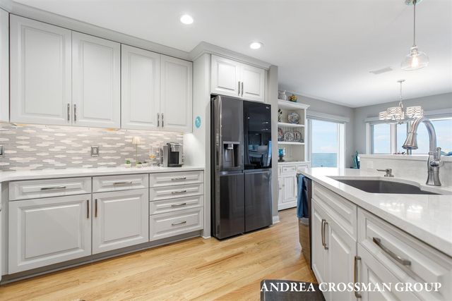 735 Spyglass Hill, Holland, MI 49424