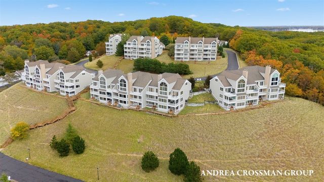 735 Spyglass Hill, Holland, MI 49424