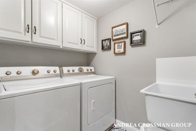 735 Spyglass Hill, Holland, MI 49424