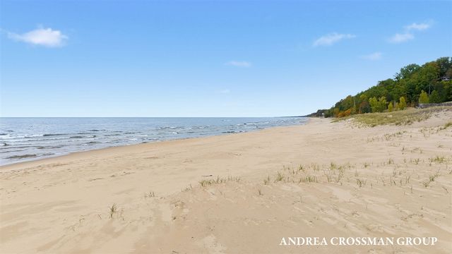 735 Spyglass Hill, Holland, MI 49424