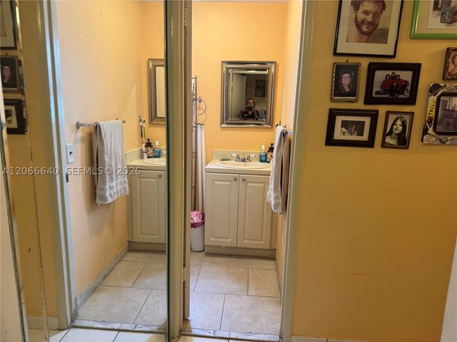 8775 Park Blvd 123, Miami, FL 33172