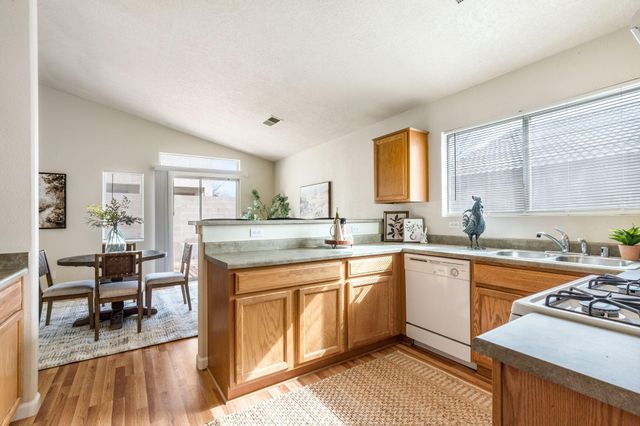 7219 Teypana Road NW, Albuquerque, NM 87114