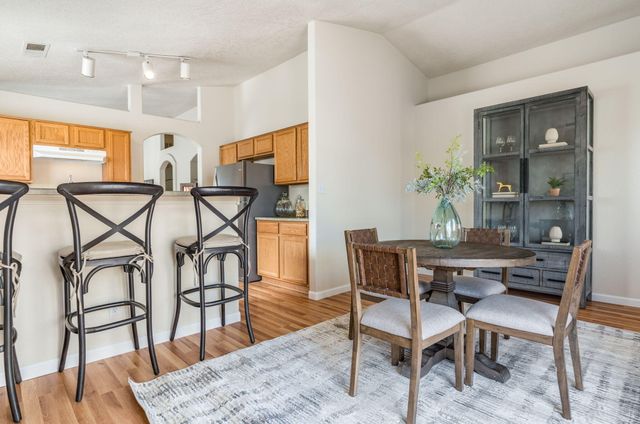 7219 Teypana Road NW, Albuquerque, NM 87114