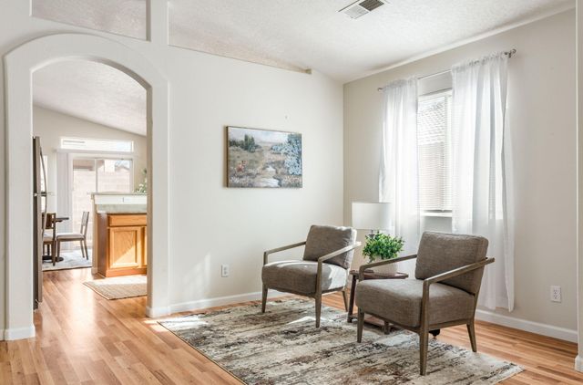 7219 Teypana Road NW, Albuquerque, NM 87114