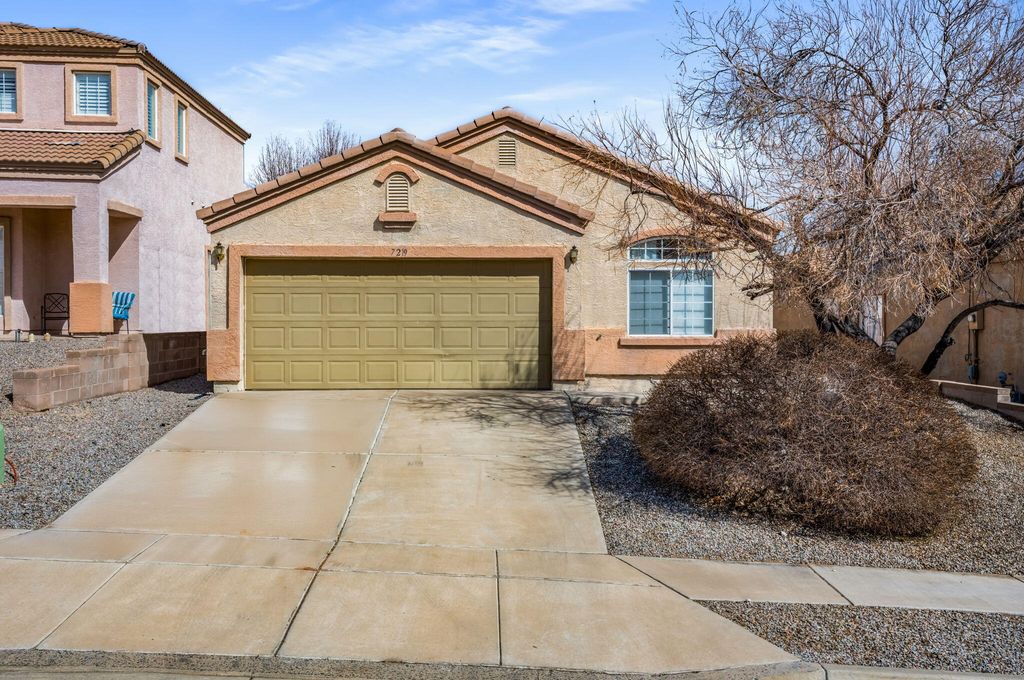 7219 Teypana Road NW, Albuquerque, NM 87114
