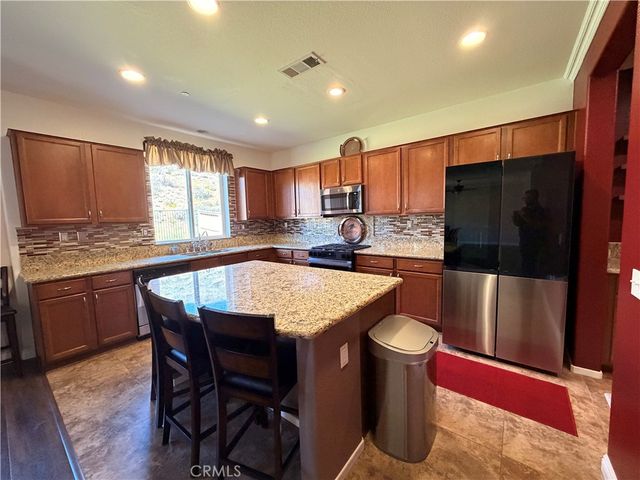 34322 Blossoms Drive, Lake Elsinore, CA 92532